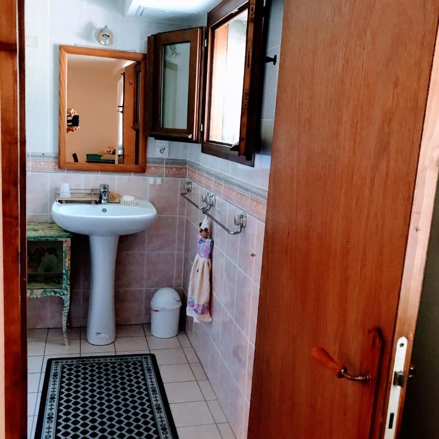 Chambre Et Salle De Bain Prive S'Ouvrant Sur Terrasse, Jardin Et Cuisine D'Ete Quillan Exteriör bild