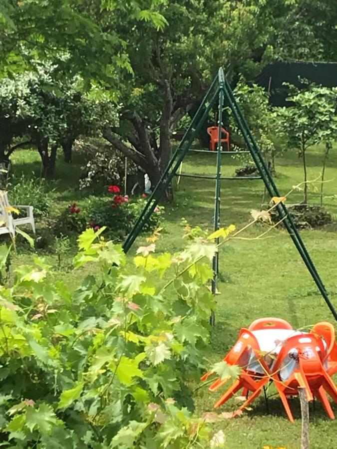 Chambre Et Salle De Bain Prive S'Ouvrant Sur Terrasse, Jardin Et Cuisine D'Ete Quillan Exteriör bild